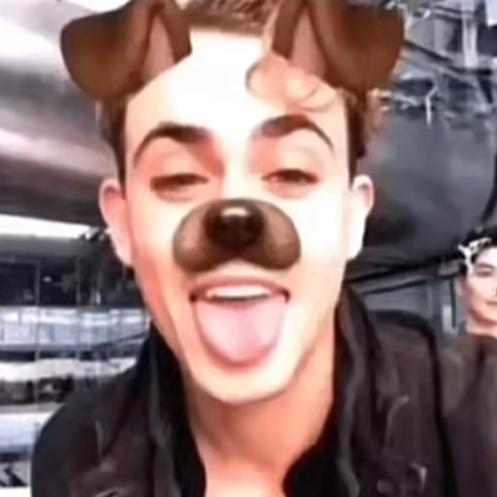 Hi